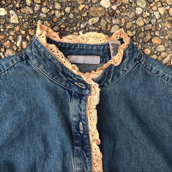 Vtg denim and lace trim prairie top blouse 6p - Picture 3 of 6